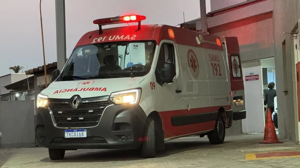 Homem de 40 anos é socorrido em estado grave após ser espancado em frente à UPA, em Cordeirópolis 
